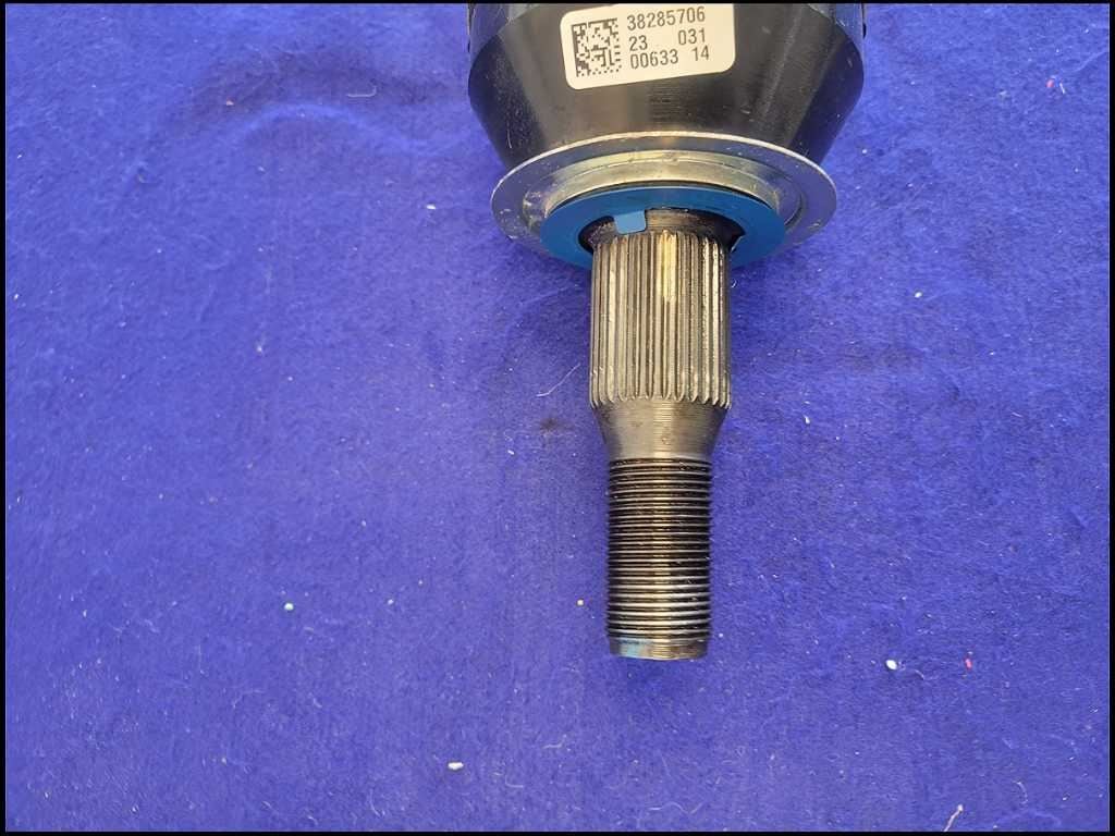 2016 - 2024 Chevrolet Camaro SS 6.2L Driver Left Rear Axle Shaft C43 - The Parts Farm