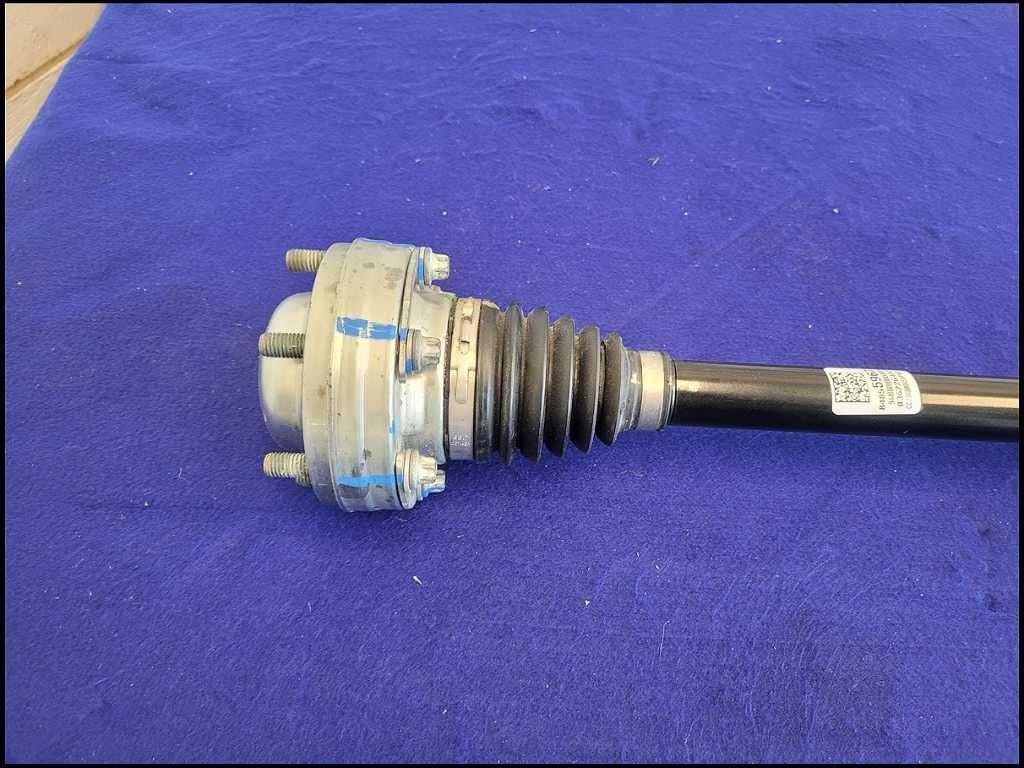 2016 - 2024 Chevrolet Camaro SS 6.2L Passenger Right Rear Axle Shaft C43 - The Parts Farm