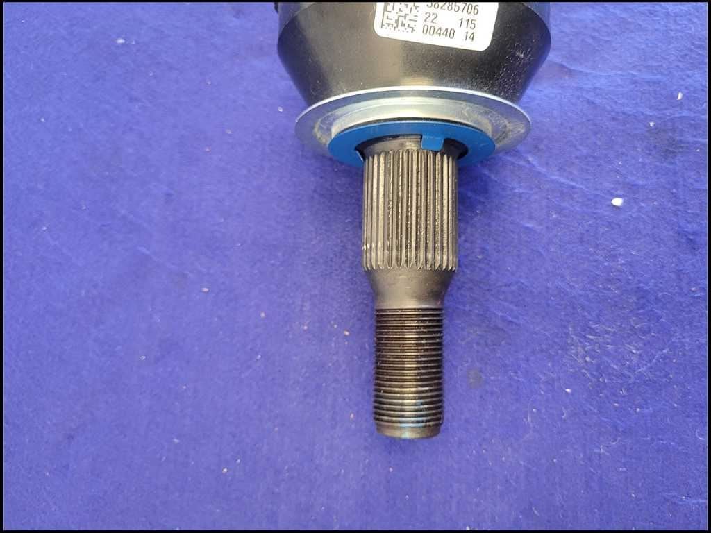 2016 - 2024 Chevrolet Camaro SS 6.2L Passenger Right Rear Axle Shaft C43 - The Parts Farm
