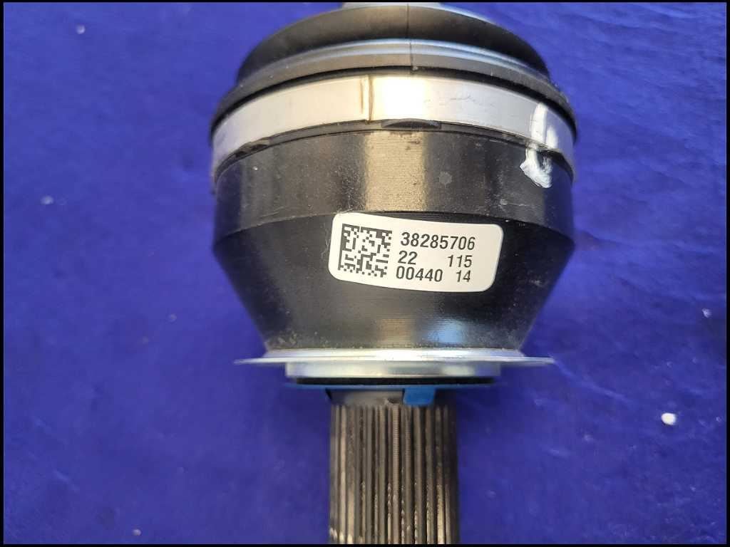 2016 - 2024 Chevrolet Camaro SS 6.2L Passenger Right Rear Axle Shaft C43 - The Parts Farm