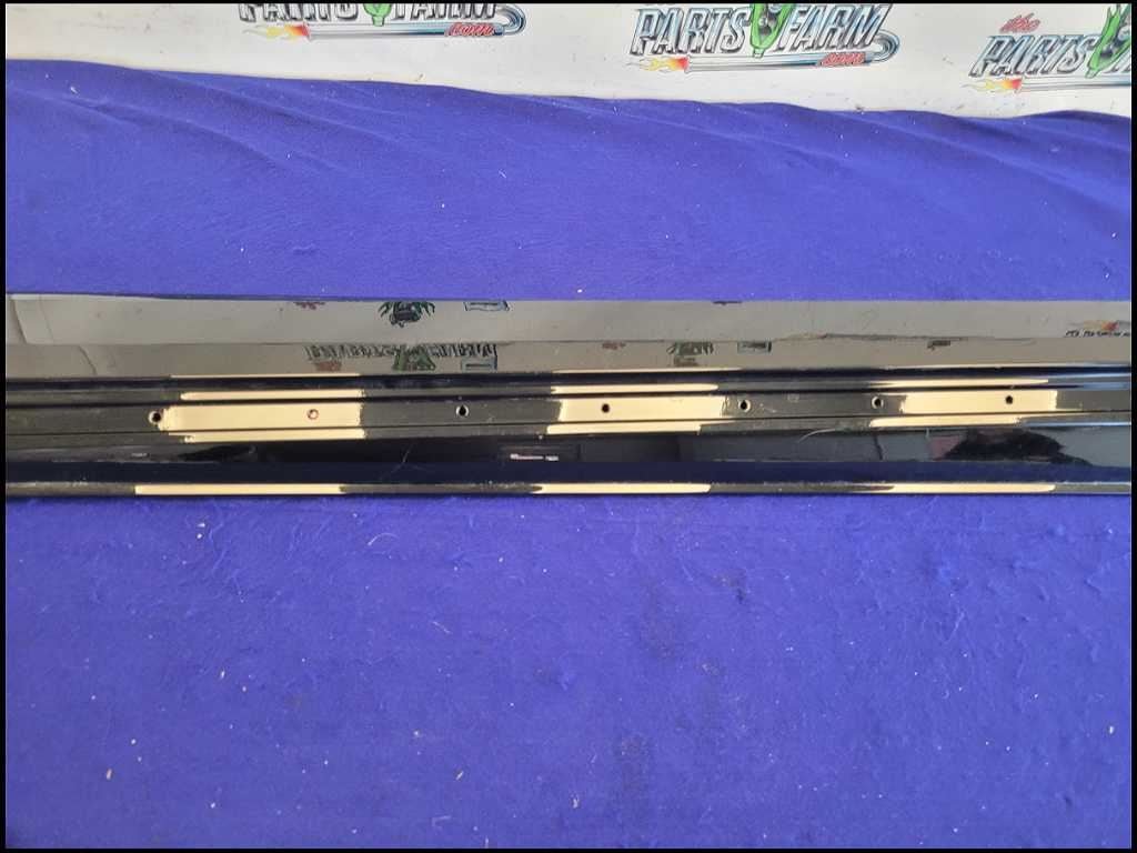 2016 - 2024 Chevrolet Camaro SS Driver Left Lower Rocker Panel Molding C43 - The Parts Farm