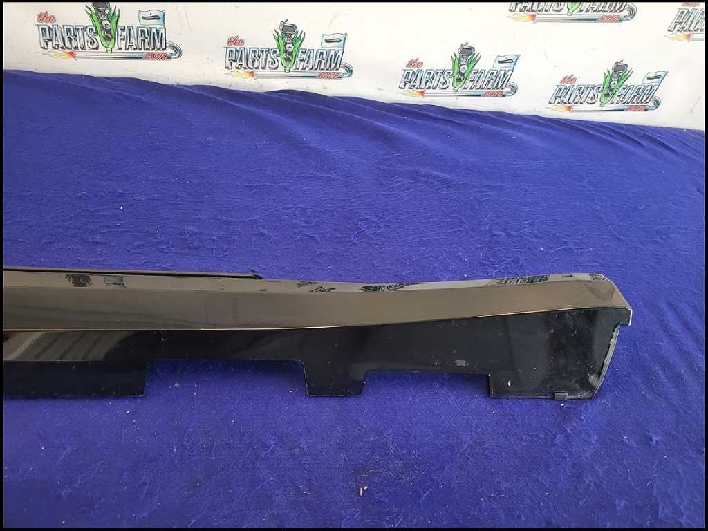2016 - 2024 Chevrolet Camaro SS Passenger Lower Rocker Panel Molding C43 - The Parts Farm