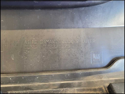 2016-2024 Chevrolet Camaro SS Passenger Lower Rocker Panel Molding C43