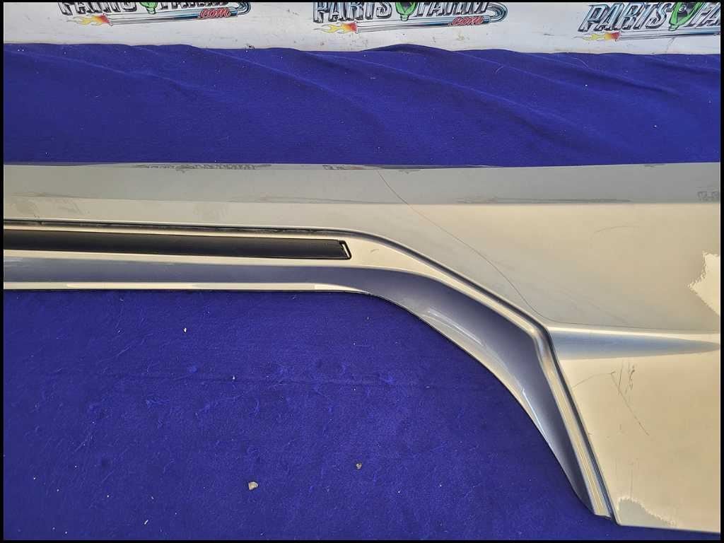 2016 - 2024 Chevrolet Camaro SS Passenger Lower Rocker Panel Molding C43 - The Parts Farm