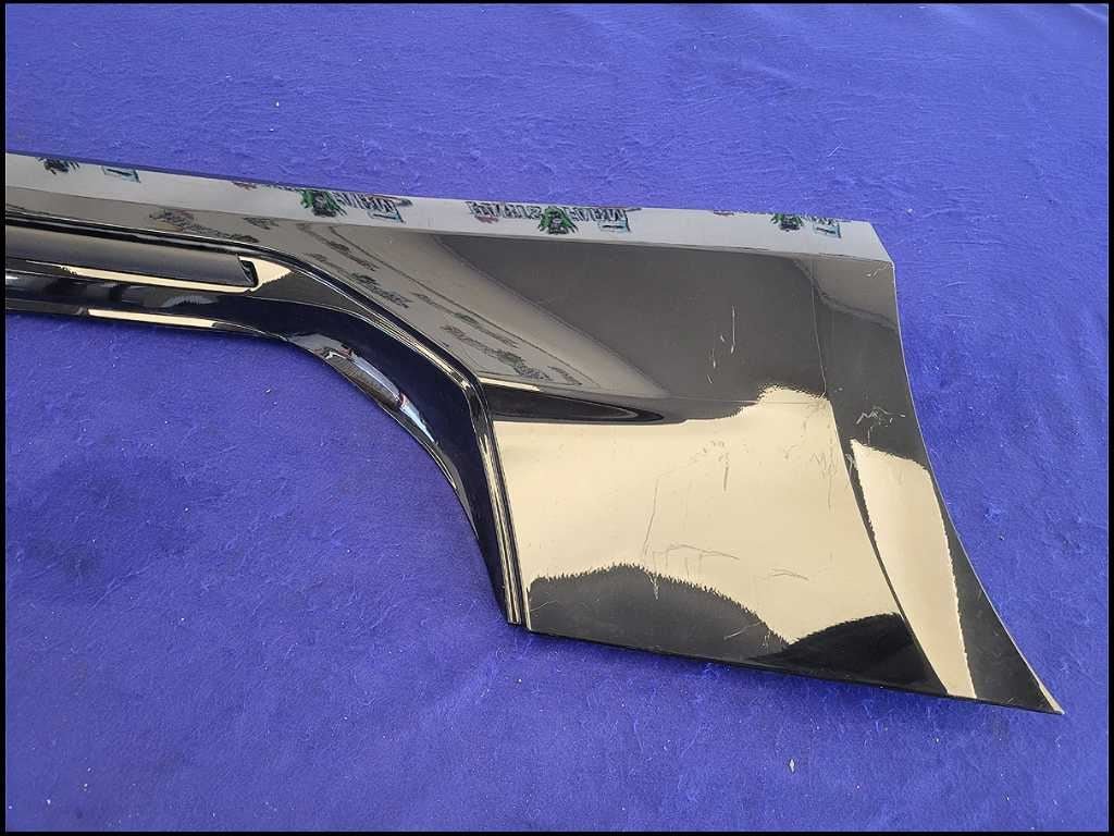 2016 - 2024 Chevrolet Camaro SS Passenger Lower Rocker Panel Molding C43 - The Parts Farm