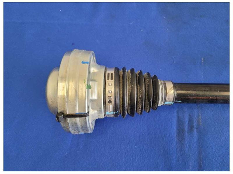 2017 - 2020 Chevrolet Camaro SS 6.2L Passenger Rear Axle Shaft Half C124 - The Parts Farm