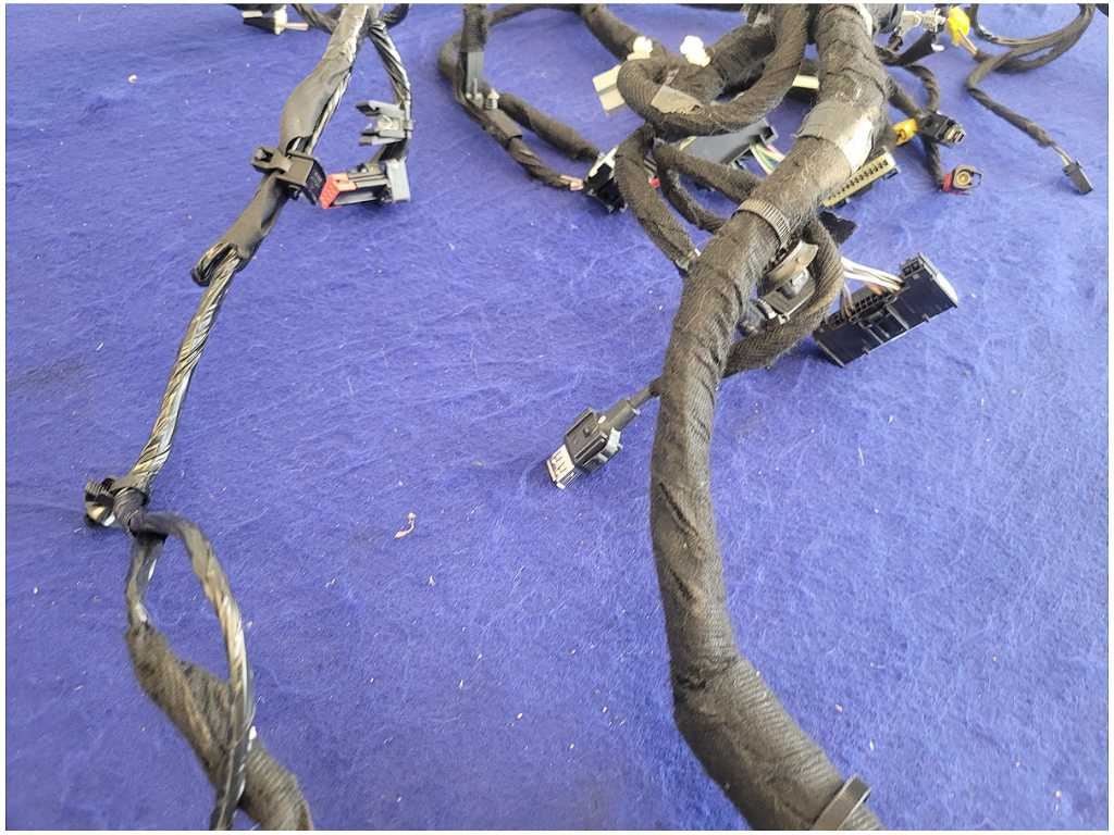 2017 Ford Mustang GT S550 Dash Harness Wire Plug Coupe A/T *Read* 2741 - The Parts Farm