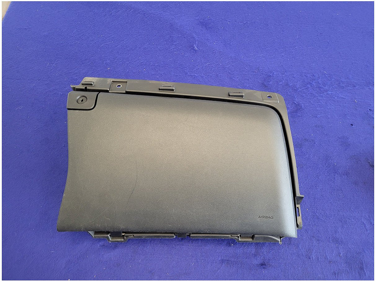 2018 - 2023 Ford Mustang GT S550 Coupe Air Bag Glove Box Passenger Right Dash 2734 - The Parts Farm