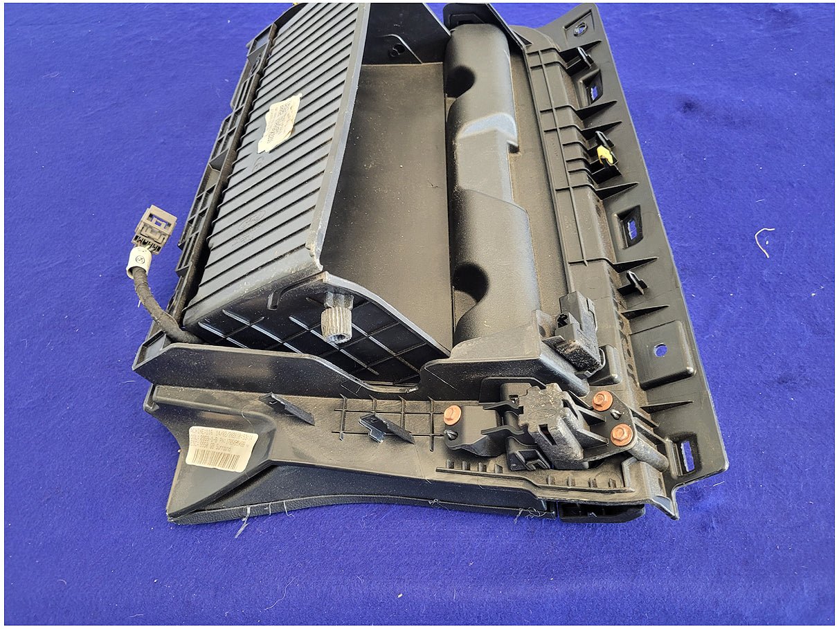 2018 - 2023 Ford Mustang GT S550 Coupe Air Bag Glove Box Passenger Right Dash 2734 - The Parts Farm