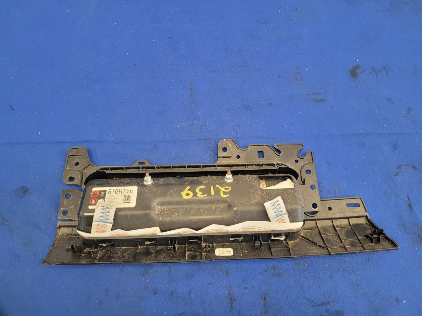 2020 Tesla Model 3 Passenger Lower Knee Air Bag 2139 - The Parts Farm