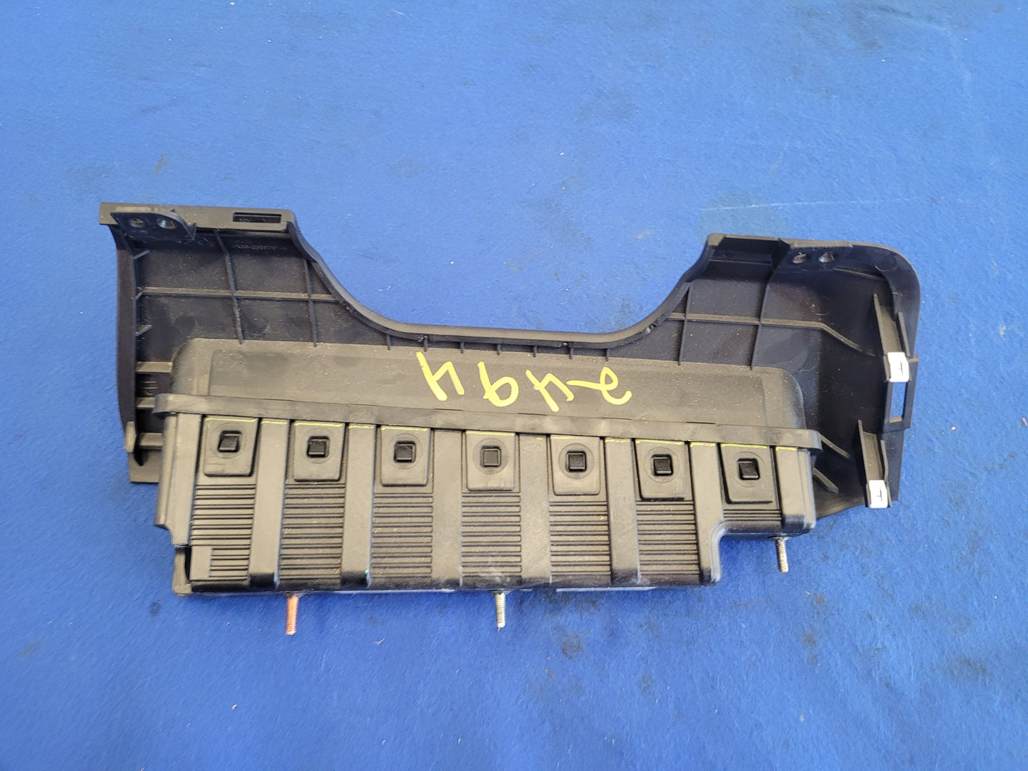 2018-2023 Ford Mustang GT S550 Driver Lower Knee Air Bag 2494 - The Parts Farm