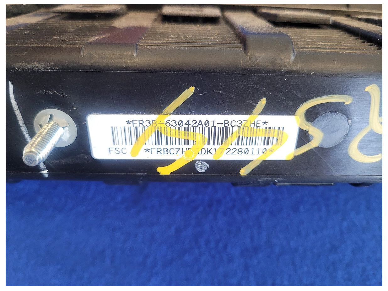2015-2017 Ford Mustang GT S550 Driver Lower Knee Air Bag 2544 - The Parts Farm