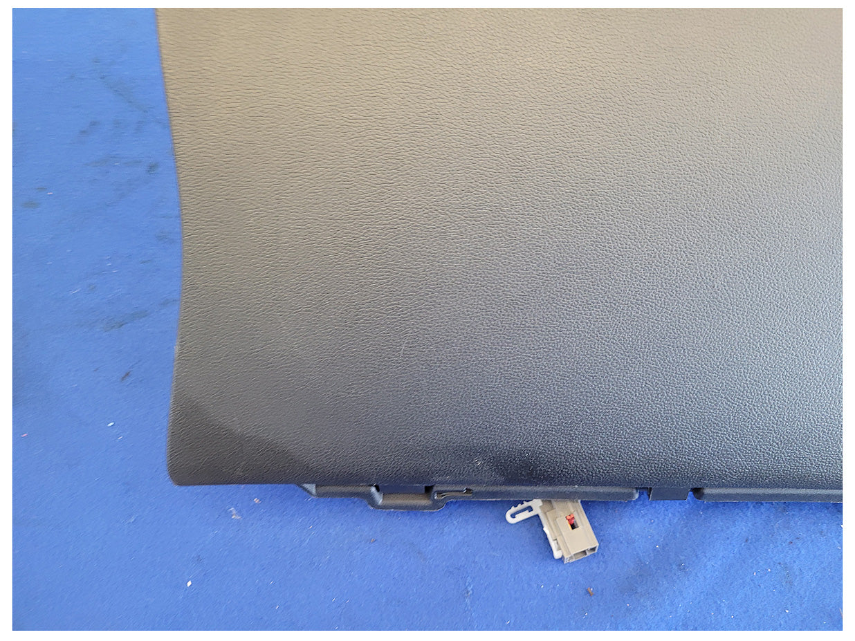 2015-2017 Ford Mustang GT S550 Passenger Air Bag Glove Box Right Dash 2566 - The Parts Farm