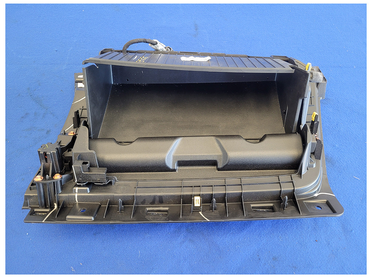 2015-2017 Ford Mustang GT S550 Passenger Air Bag Glove Box Right Dash 2566 - The Parts Farm