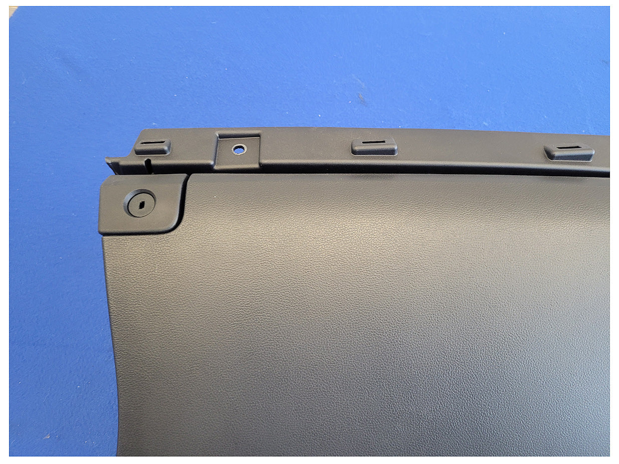 2018-2023 Ford Mustang GT S550 Glove Box Passenger Air Bag Dash 2560 - The Parts Farm