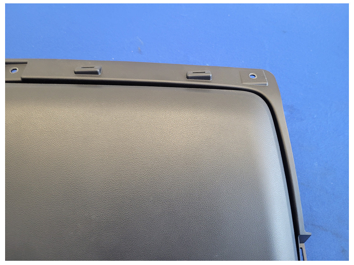 2018-2023 Ford Mustang GT S550 Glove Box Passenger Air Bag Dash 2560 - The Parts Farm