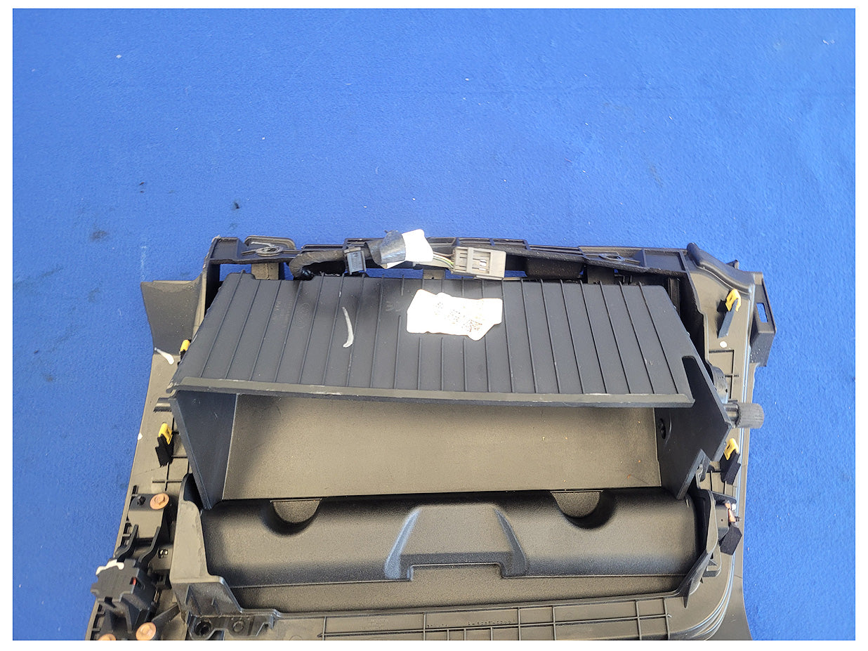 2018-2023 Ford Mustang GT S550 Coupe Air Bag Glove Box Passenger Right Dash 2574 - The Parts Farm