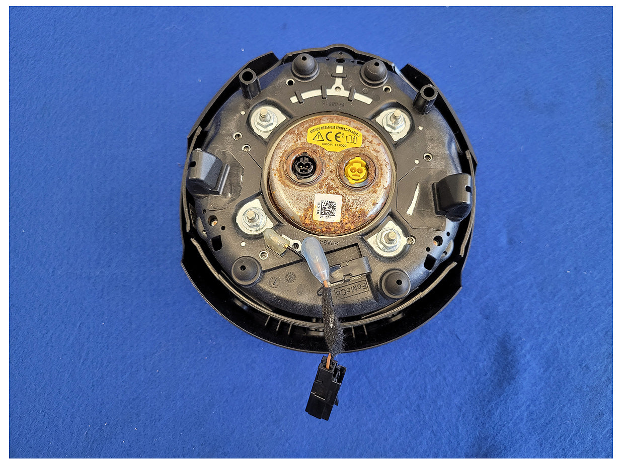 2018-2023 Ford Mustang GT S550 Coupe Air Bag Driver Steering Wheel Left Dash 2571 - The Parts Farm