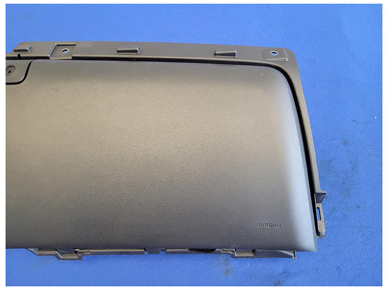 2018-2023 Ford Mustang GT S550 Coupe Glove Box Air Bag Passenger Right Dash 2571 - The Parts Farm