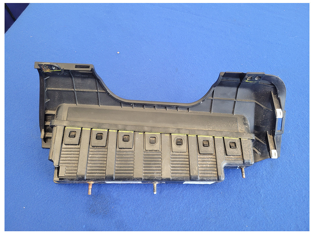 2018-2023 Ford Mustang GT S550 Driver Lower Knee Air Bag Dash Left LH 2587 - The Parts Farm