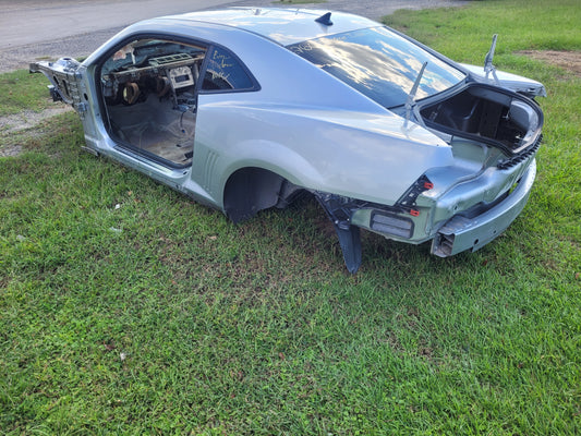 Stock 2608. 2010 Chevrolet Camaro SS Coupe Clear Title Frame Shell Damage 85k Miles