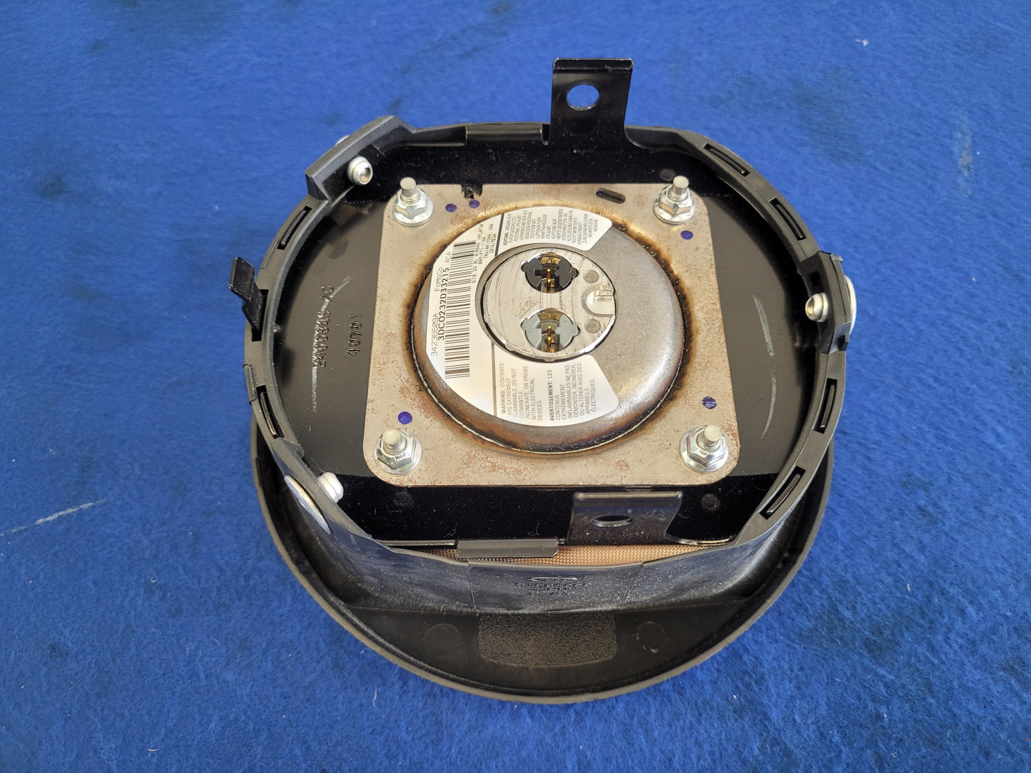 2011-2014 Ford Mustang GT S197 Driver Air Bag Steering Wheel Dash Front Trim 2629 - The Parts Farm