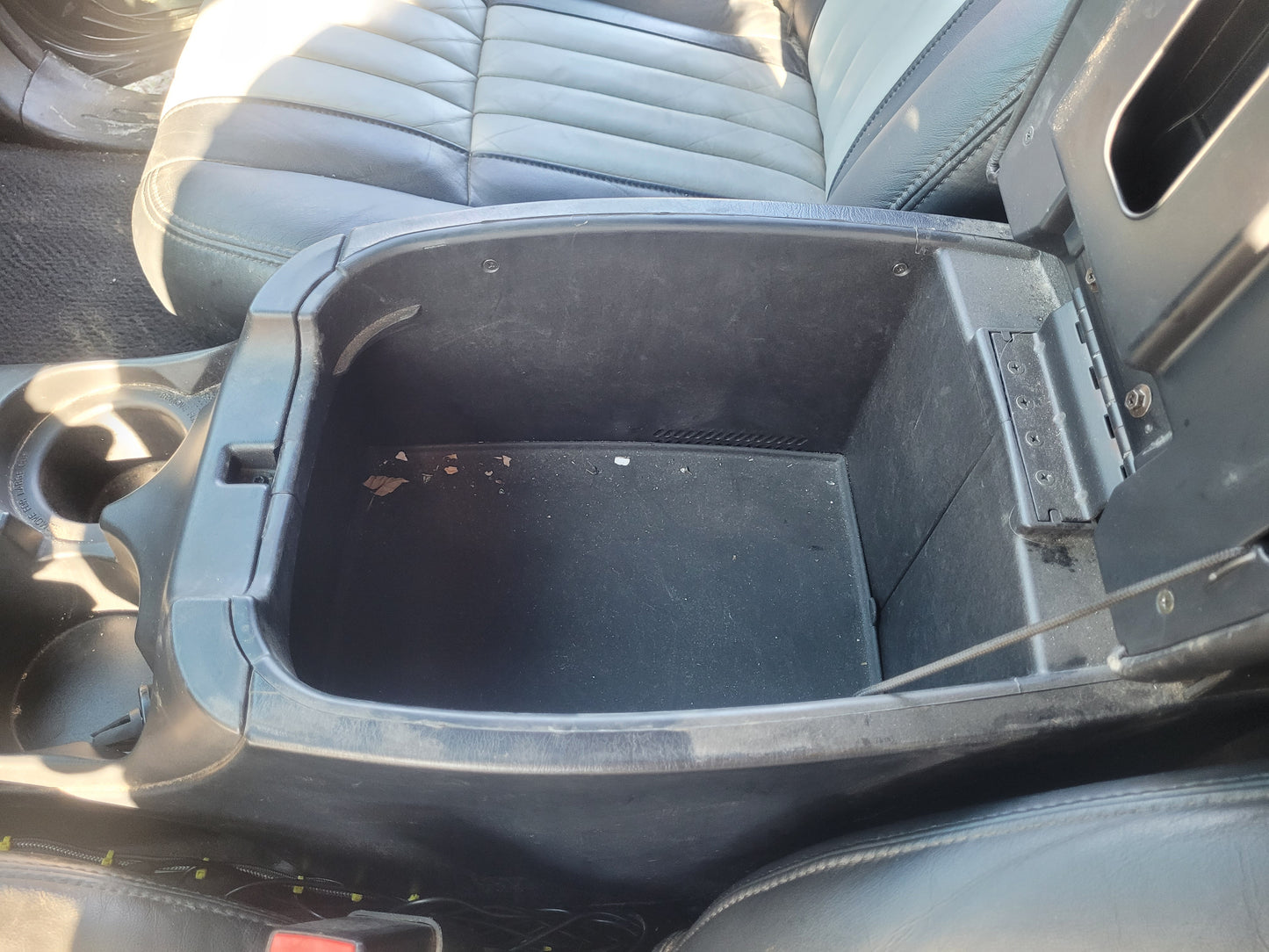 Stock 2642. 2003 Ford F150 Harley Davidson 5.4L SC Engine 4R100 Auto Trans Clear Title 90k Miles - The Parts Farm