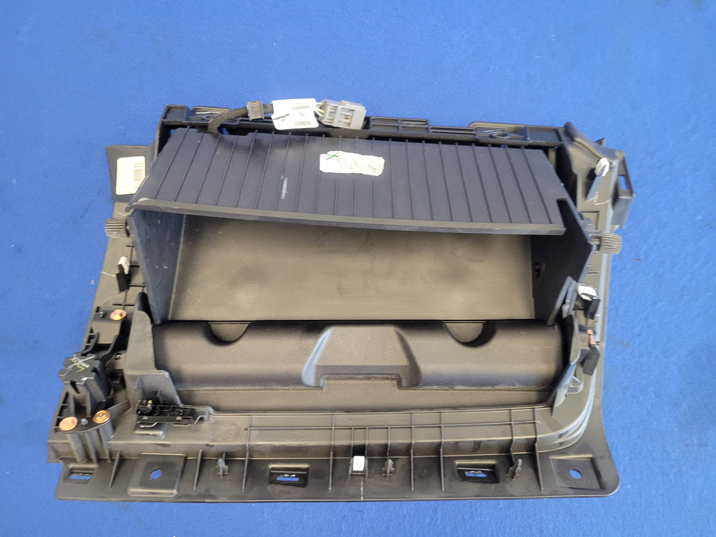 2015-2017 Ford Mustang GT Coupe Passenger Dash Lower Knee Air Bag 2643 - The Parts Farm