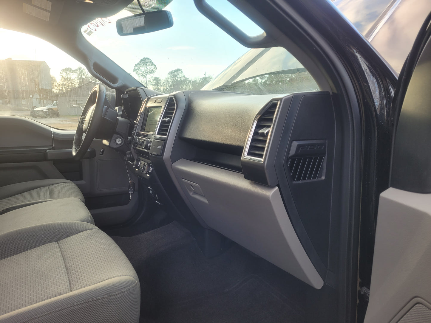 Stock 2663. 2016 Ford F150 Pickup Truck 4x4 5.0L Gen 2 Coyote 6R80 A/T 51k Miles - The Parts Farm