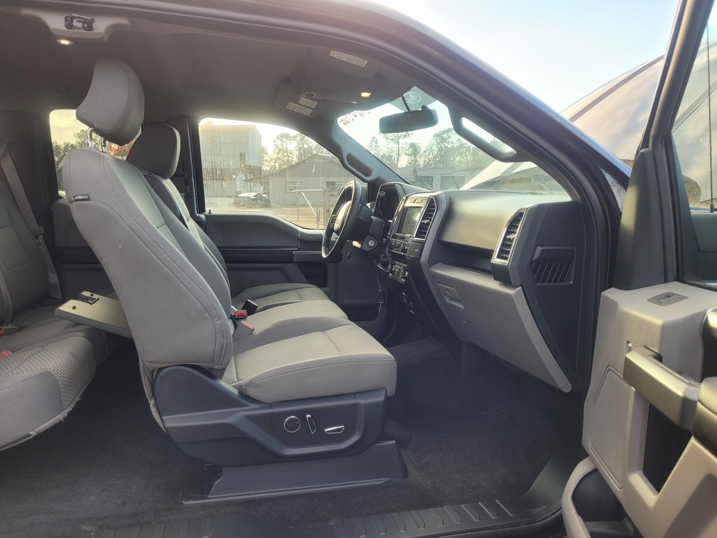 Stock 2663. 2016 Ford F150 Pickup Truck 4x4 5.0L Gen 2 Coyote 6R80 A/T 51k Miles - The Parts Farm