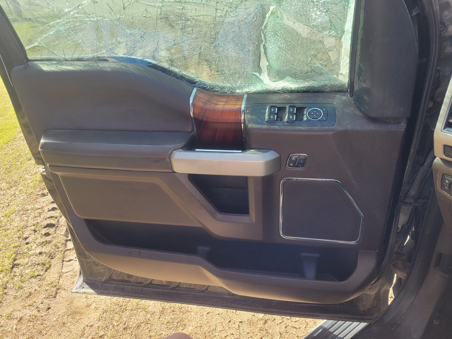 Stock 2680. 2017 Ford F150 Pickup Truck King Ranch Big Boy Leather Daddy!!! 71k Miles - The Parts Farm