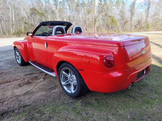 Stock 2682. 2005 Chevrolet SSR Pickup Truck 6.0L LS Engine 4L65 A/T 114k Miles