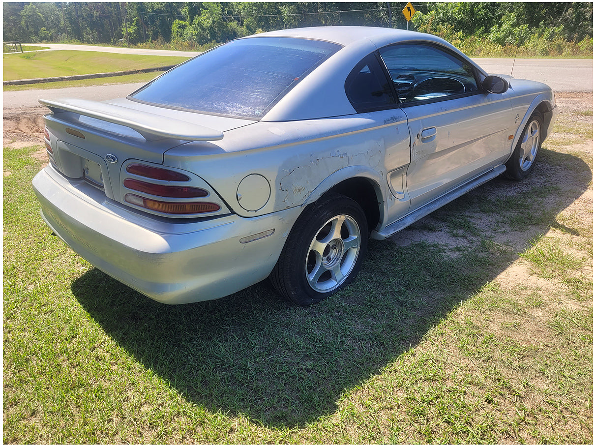 Stock 2720. 1995 Ford Mustang V6 Coupe Export Mirrors Taillights Flares Cluster