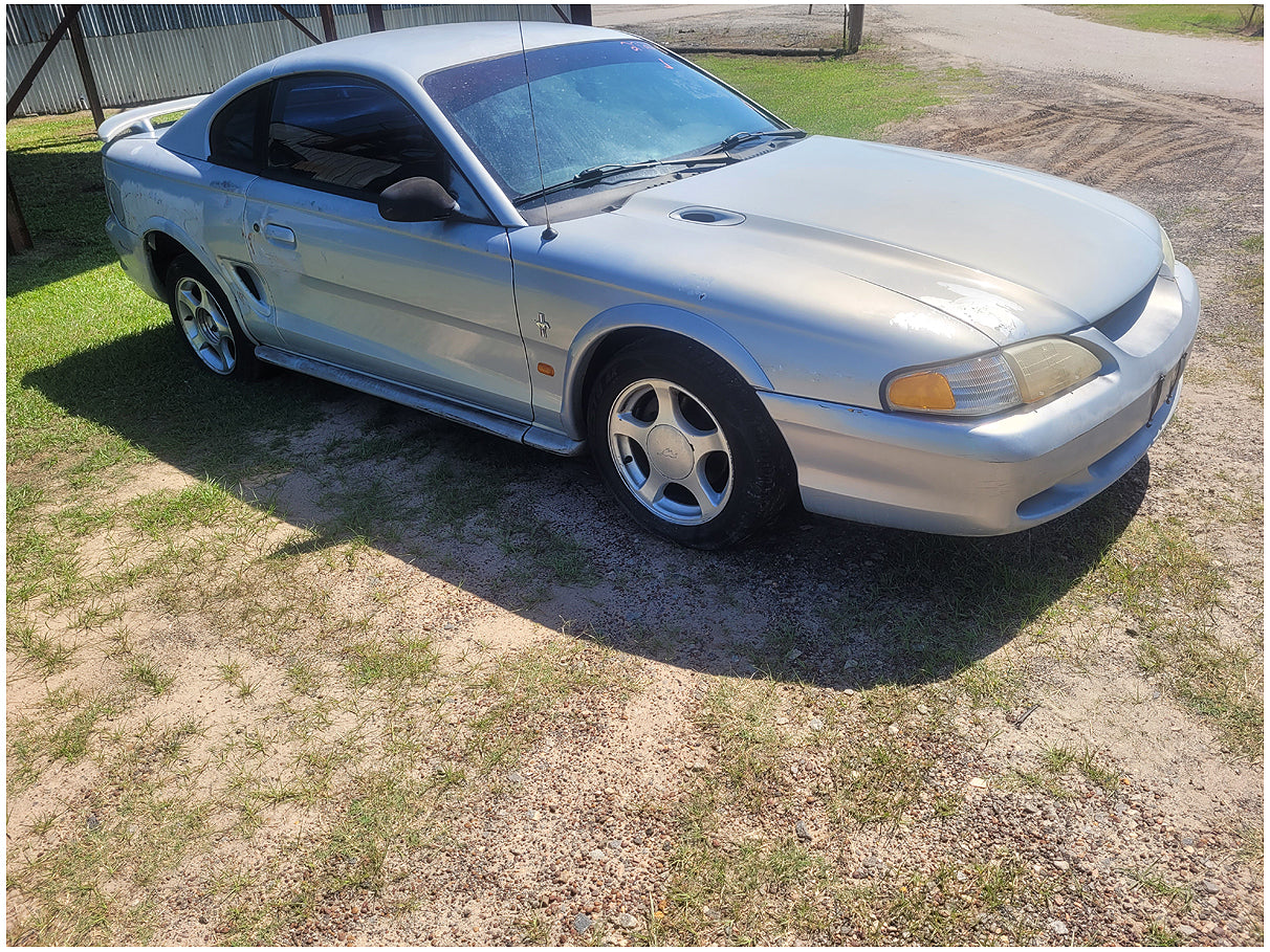 Stock 2720. 1995 Ford Mustang V6 Coupe Export Mirrors Taillights Flares Cluster