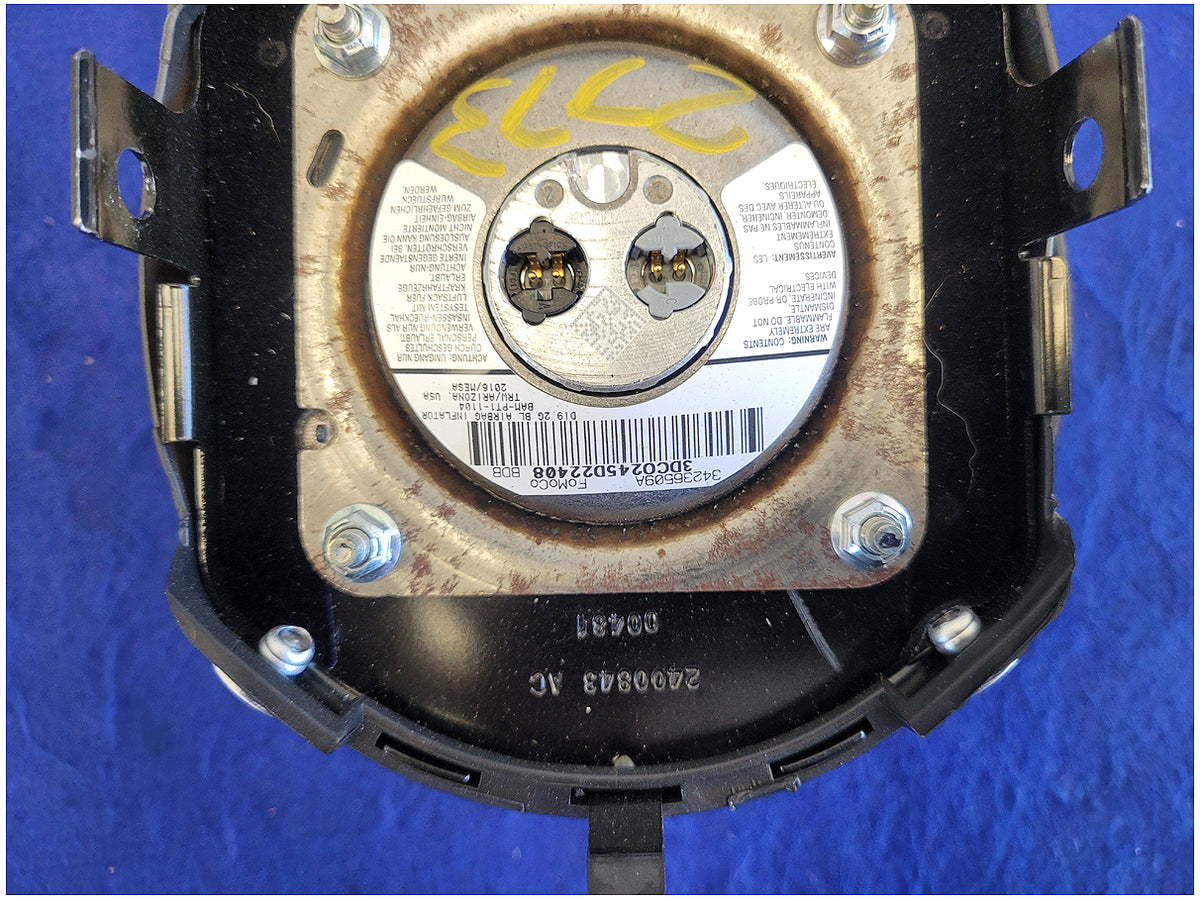 2011 Ford Mustang GT S197 Steering Wheel Air Bag Driver Dash Front 2773