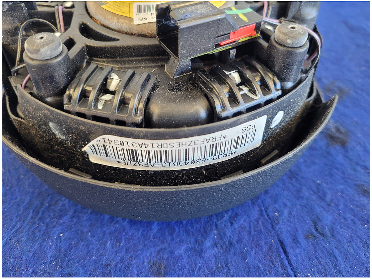 2015-2017 Ford Mustang GT S550 Driver Front Steering Wheel Air Bag Dash 2801