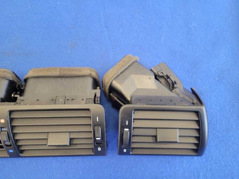 2001-2006 BMW M3 Convertible Air Vents Front Dash Duct HVAC 2448 - The Parts Farm