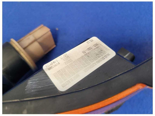 2005-2009 Ford Mustang GT Front Driver LH Turn Signal Parking Lamp 2600