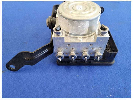2018-2021 Ford Mustang GT S550 ABS Anti-Lock Brake Module Caliper M/T 2587