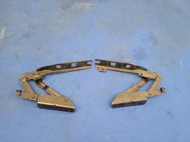 2014 Audi R8 V10 Coupe Pair Hood Hinge Pair Trunk Back 2136 - The Parts Farm