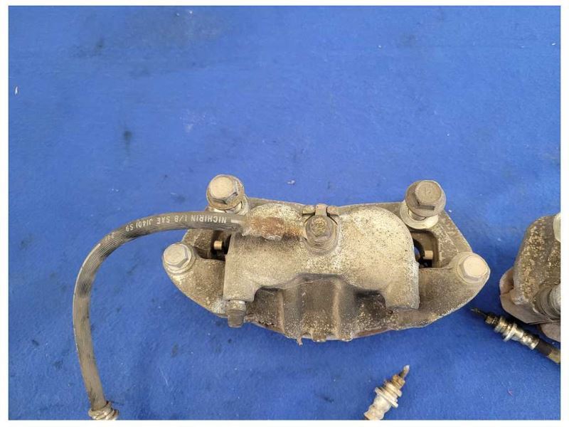 2011-2012 Nissan Leaf Set Front Brake Caliper Pad Hose1856 - The Parts Farm