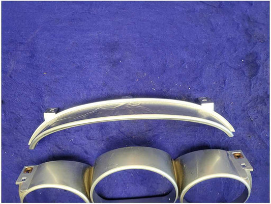 2003-2006 Chevrolet SSR Pickup Truck Cluster Surround Trim Bezel Front 2682