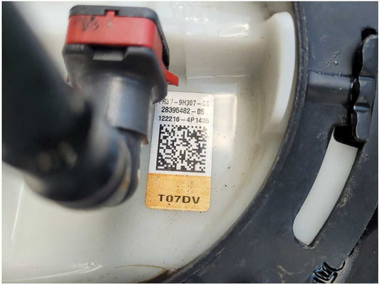 2015-2020 Mustang Shelby GT350 5.2L Fuel Tank Pump Send Saddle Rear 2737