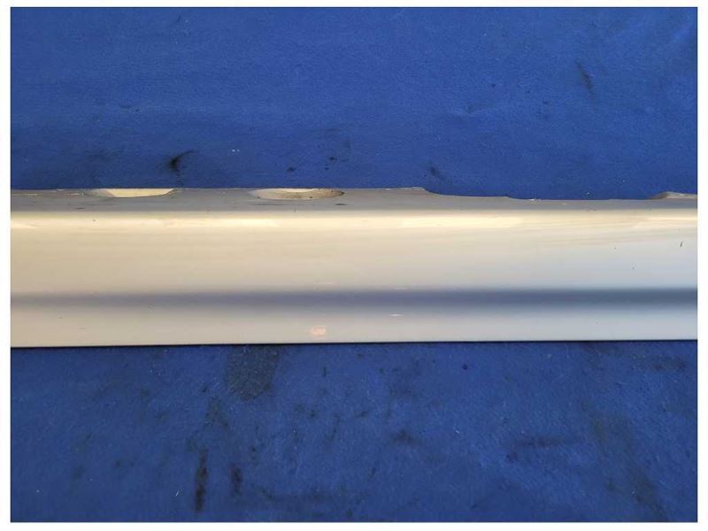 2001-2006 BMW M3 Convertible Passenger Lower Rocker Panel *Scuffs* Silver 2451 - The Parts Farm