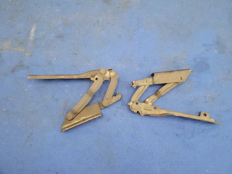 2014 Audi R8 V10 Coupe Pair Hood Hinge Pair Trunk Back 2136 - The Parts Farm