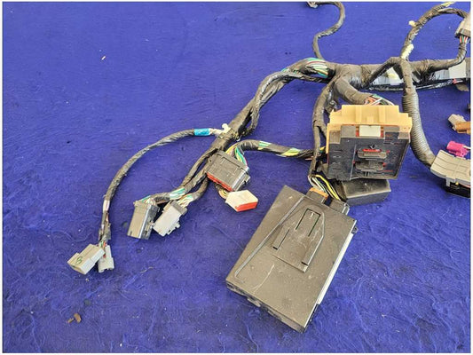 2004 Ford Mustang GT 4.6L Convertible Dash Harness Wire Plug A/T 2690