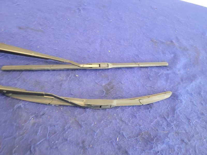 2016-2021 Chevrolet Camaro SS 6.2L LT1 Windshield Wiper Arms Blades 2434 - The Parts Farm