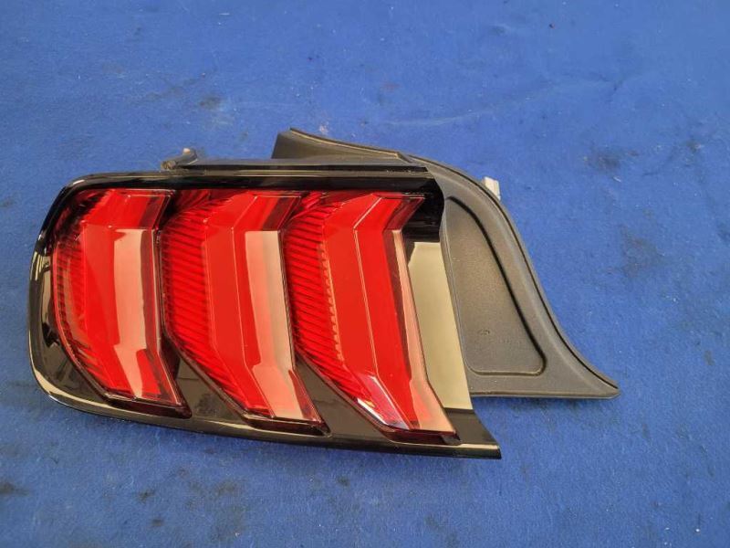 2018-2023 Ford Mustang GT S550 Driver Left LH Taillight Lamp Brake Lens 2185 - The Parts Farm