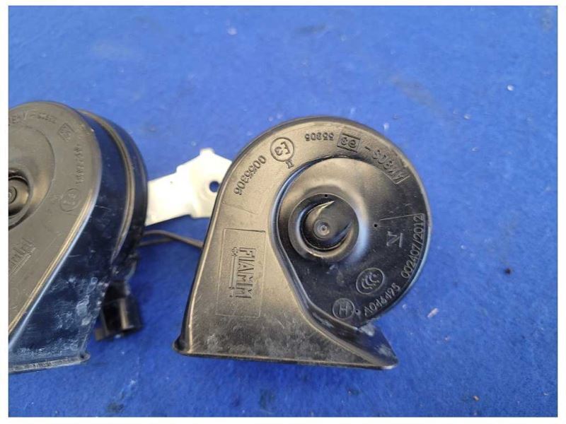 2011-2014 Ford Mustang GT 5.0L Dual Horn Emergency Noise 2471 - The Parts Farm