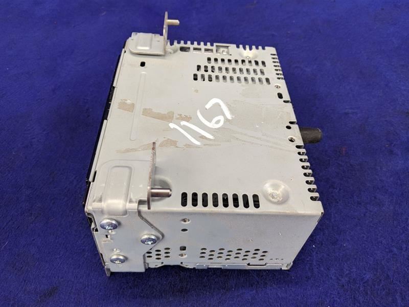 2016-2017 Ford Mustang GT S550 Audio Radio Receiver Single Disc GR3T-19C107-BA - The Parts Farm